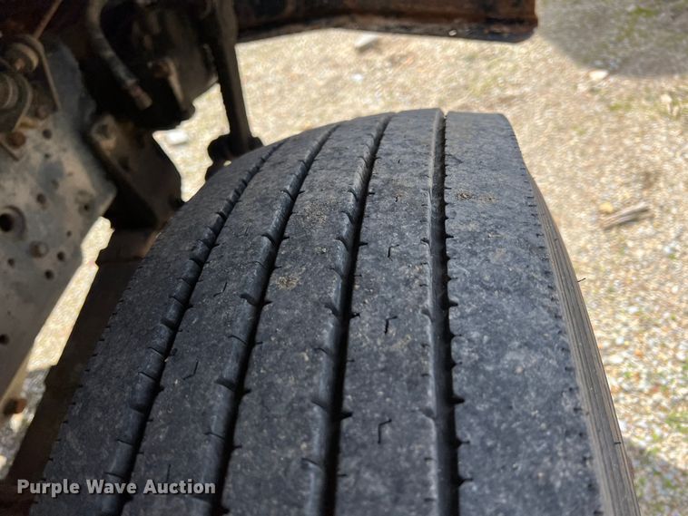 image for item KR9480 1988 International F2674  feed delivery truck