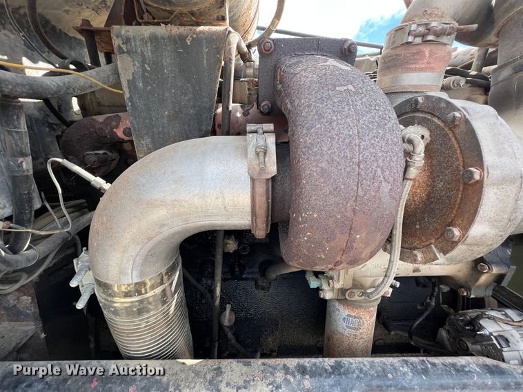 image for item KR9481 1988 Peterbilt 567  feed delivery truck