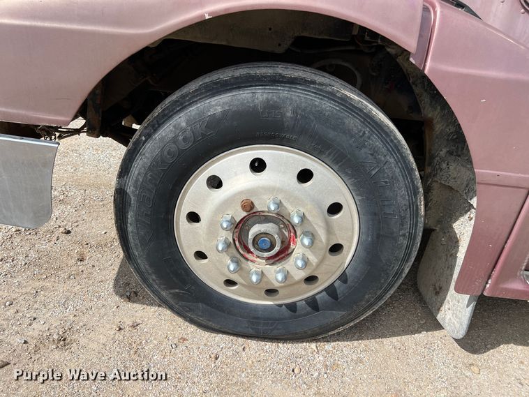 image for item KR9481 1988 Peterbilt 567  feed delivery truck