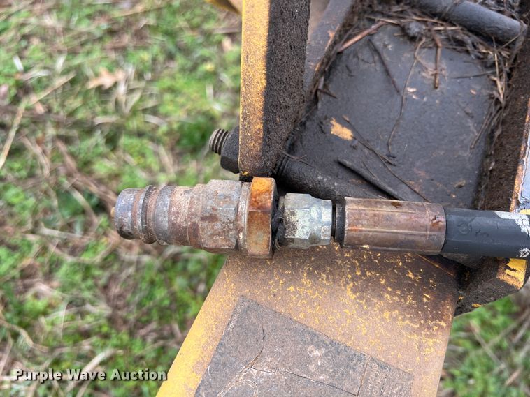 image for item KR9487 Vermeer WR20  hay rake