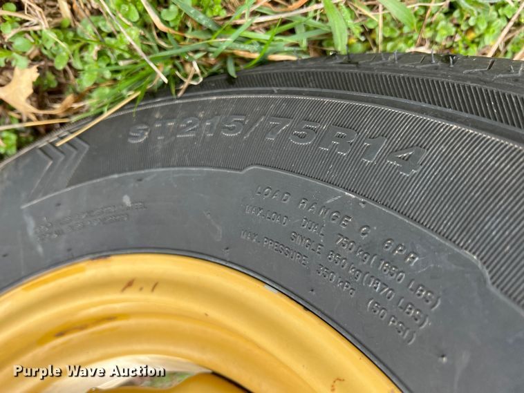 image for item KR9487 Vermeer WR20  hay rake