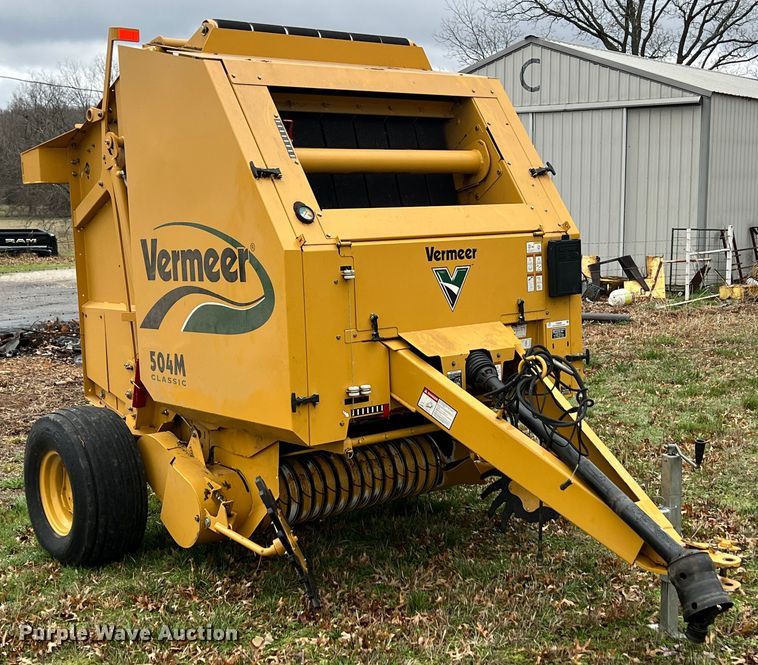 image for item KR9488 2010 Vermeer 504M Classic  round baler