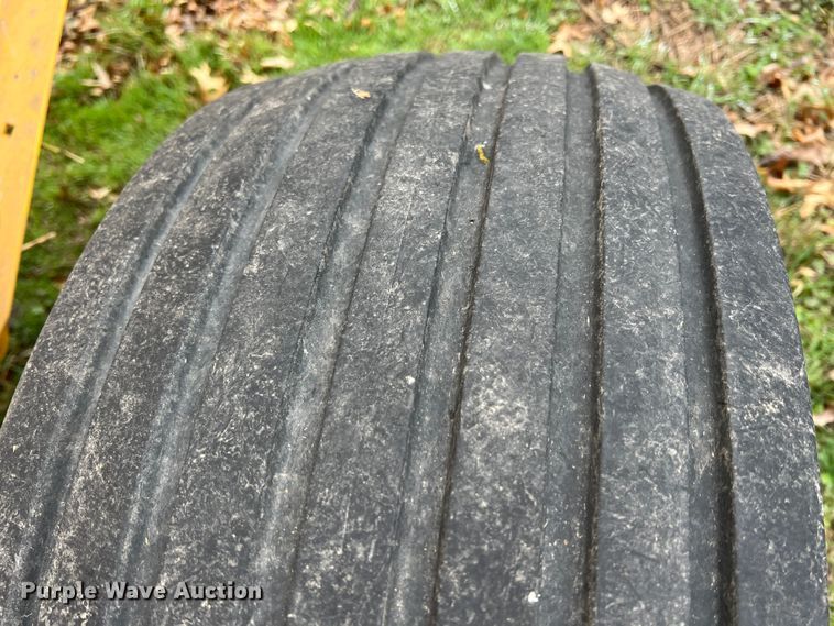 image for item KR9488 2010 Vermeer 504M Classic  round baler