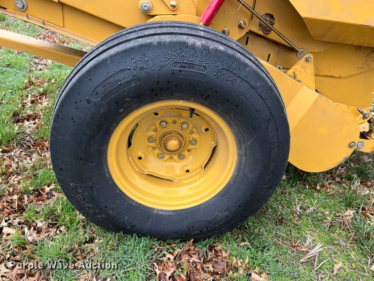 image for item KR9488 2010 Vermeer 504M Classic  round baler