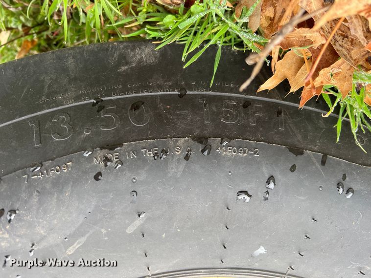 image for item KR9488 2010 Vermeer 504M Classic  round baler