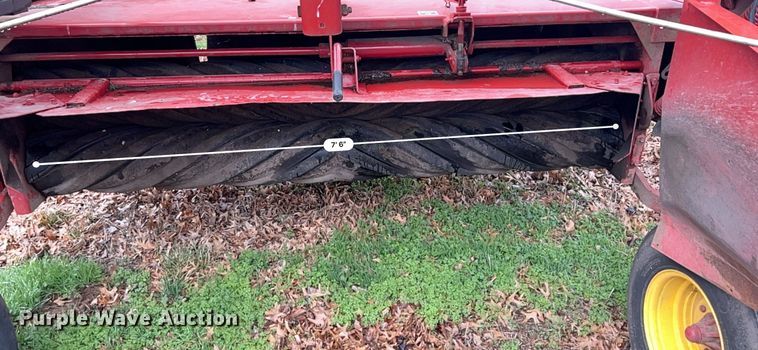 image for item KR9489 2008 New Holland 1409  swather / windrower