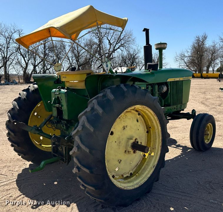 image for item KX9155 John Deere 4010  tractor