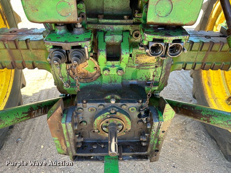 image for item KX9155 John Deere 4010  tractor