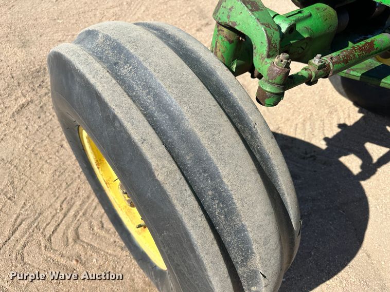 image for item KX9155 John Deere 4010  tractor