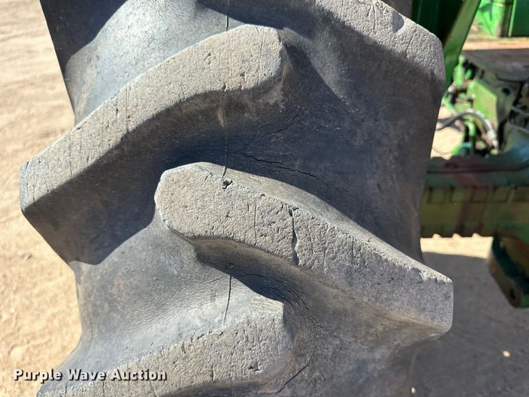 image for item KX9155 John Deere 4010  tractor