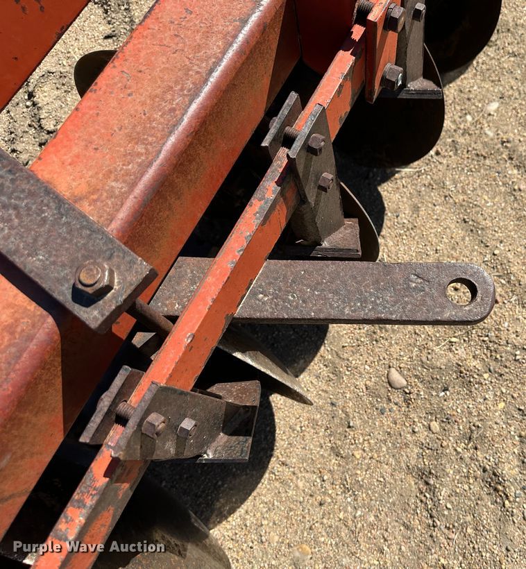 image for item KX9161 Miller  off-set disk