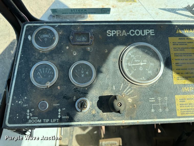 image for item KX9174 Melroe Spra-Coupe  sprayer