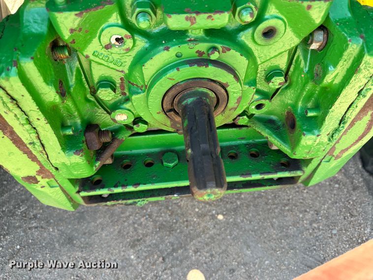 image for item KX9175 1972 John Deere 2520  tractor