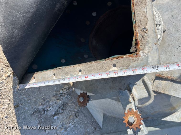 image for item LA9834 Honeyville 140844FPC  grain leg distributor