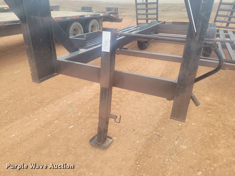 image for item LG9528 2008 Donahue EXG-180  windrower trailer