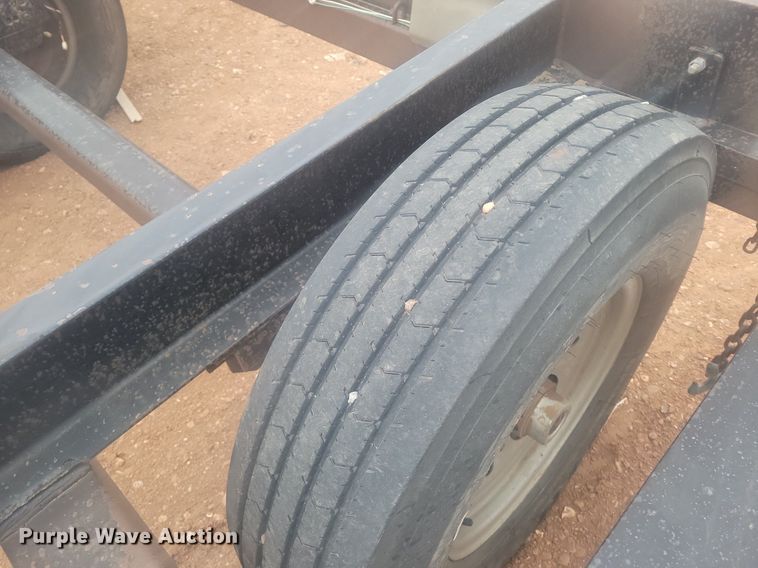 image for item LG9528 2008 Donahue EXG-180  windrower trailer