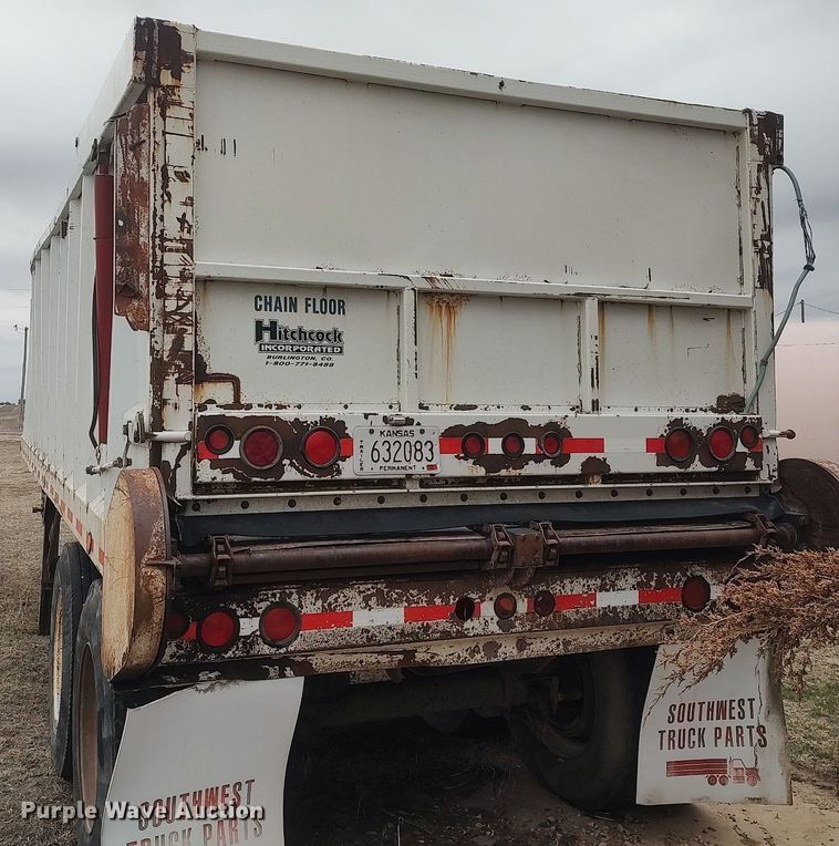 image for item LG9627 2012 Hitchcock  silage trailer