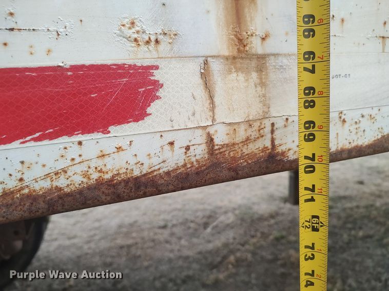 image for item LG9627 2012 Hitchcock  silage trailer