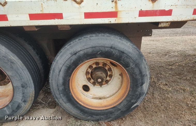 image for item LG9627 2012 Hitchcock  silage trailer