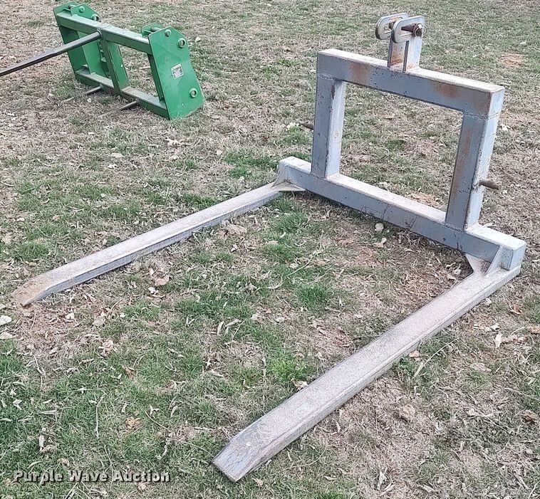 image for item LG9658 Stroberg  bale forks