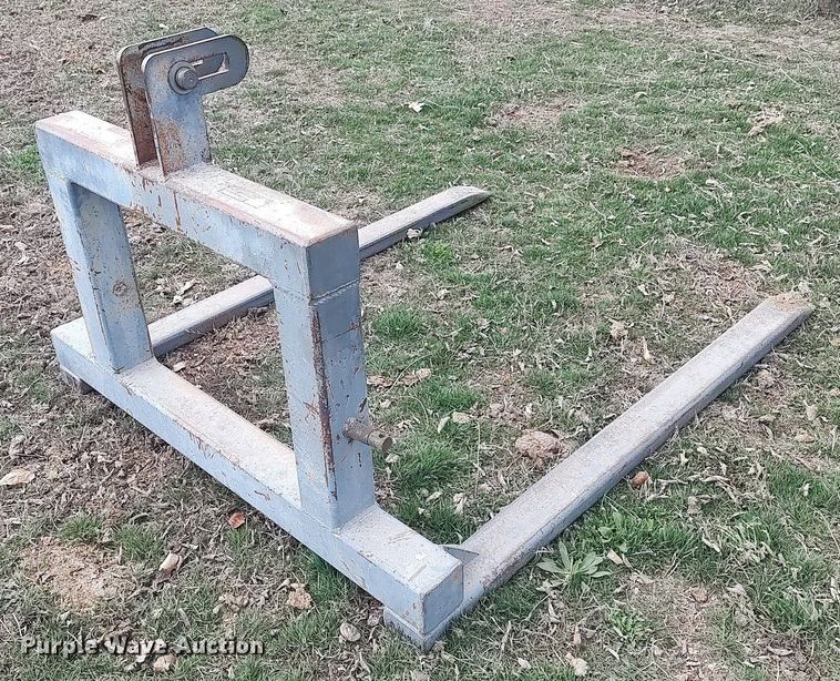 image for item LG9658 Stroberg  bale forks