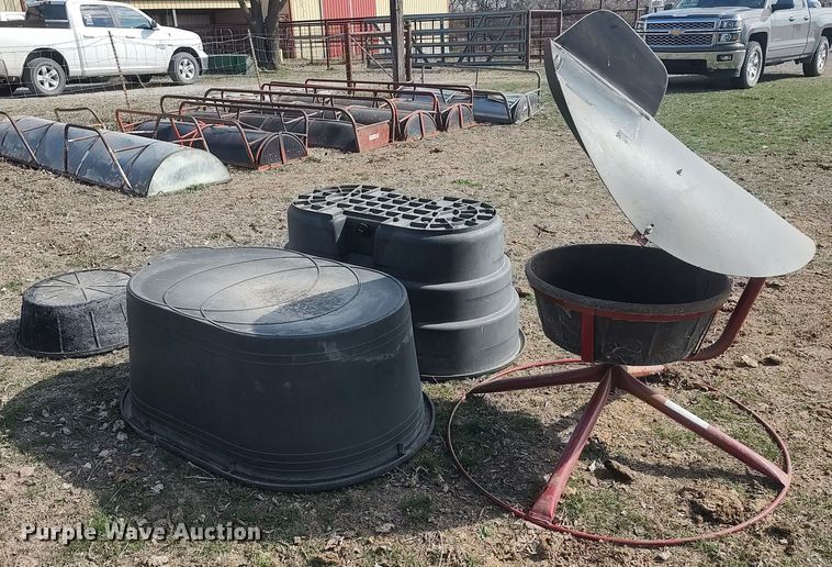 image for item LG9662 Livestock equipment