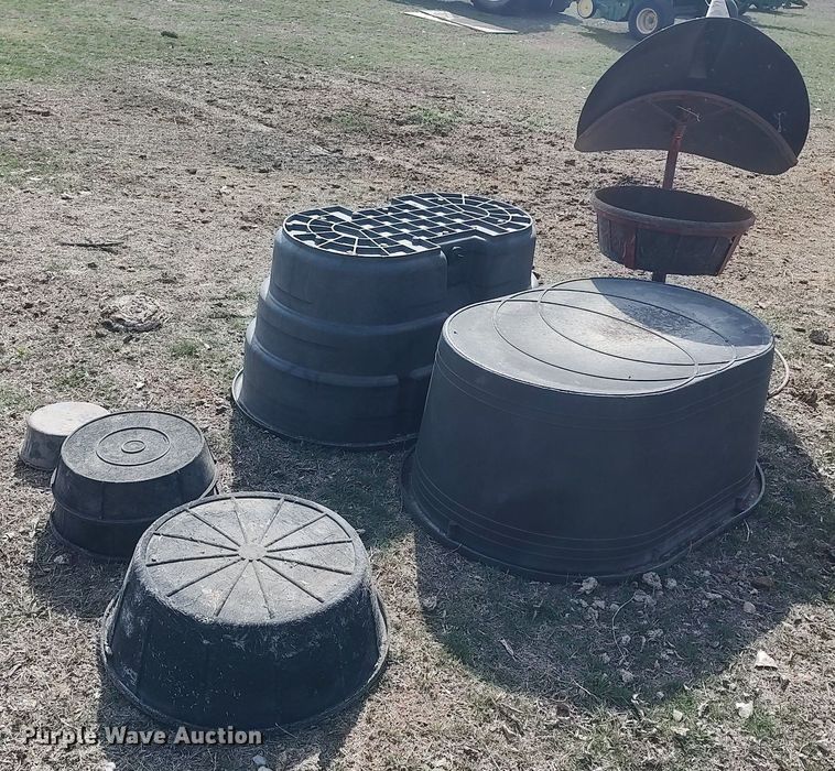 image for item LG9662 Livestock equipment