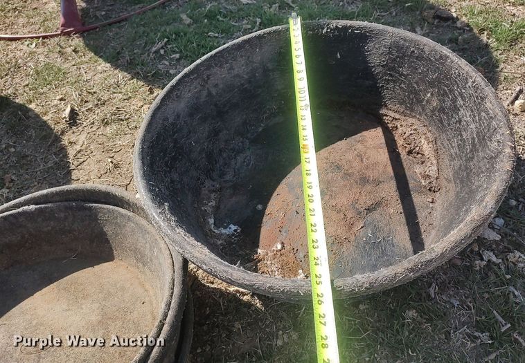 image for item LG9662 Livestock equipment