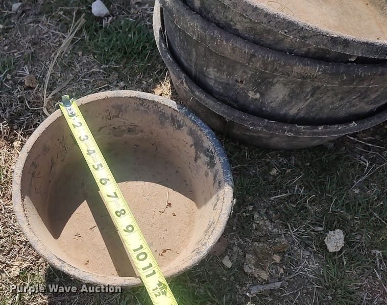 image for item LG9662 Livestock equipment