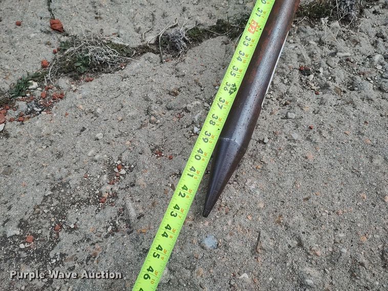 image for item LG9664 42"L bale spear