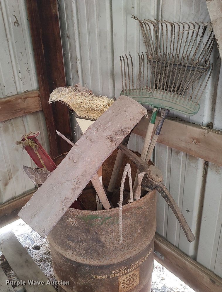 image for item LG9666 Tools