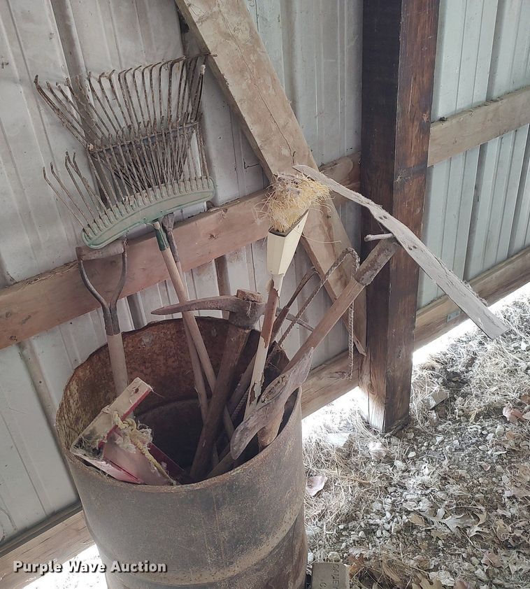 image for item LG9666 Tools