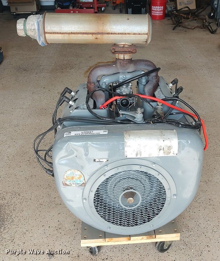 image for item LG9667 Wisconsin VF4D  engine