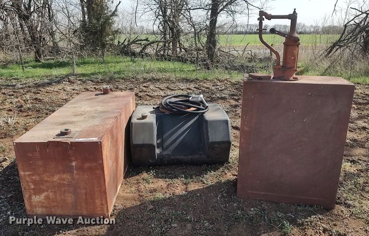 image for item LG9739 (3) fuel tanks