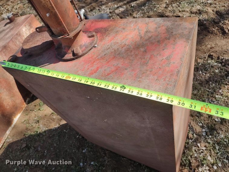 image for item LG9739 (3) fuel tanks