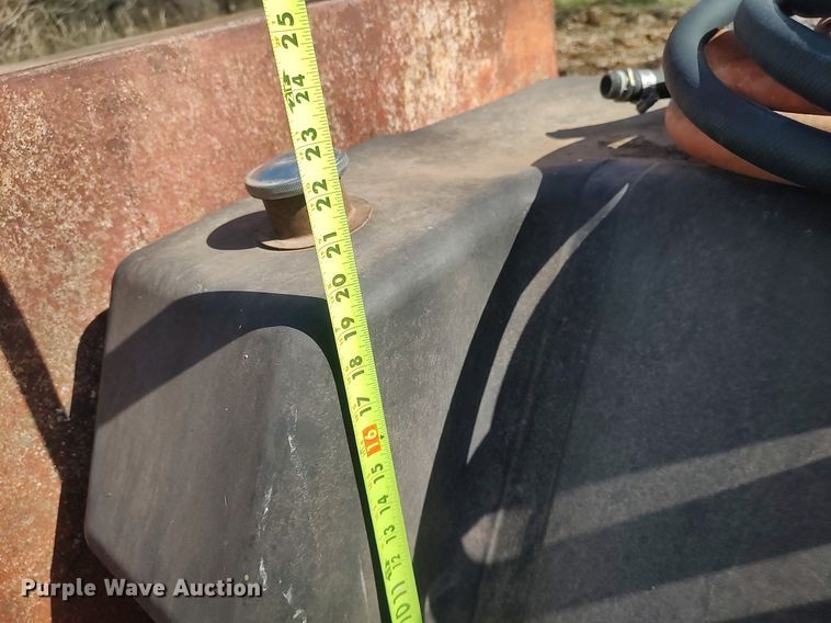 image for item LG9739 (3) fuel tanks