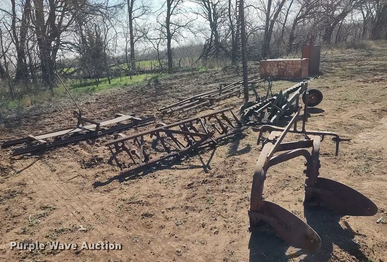 image for item LG9740 (5) pieces of ag equipment