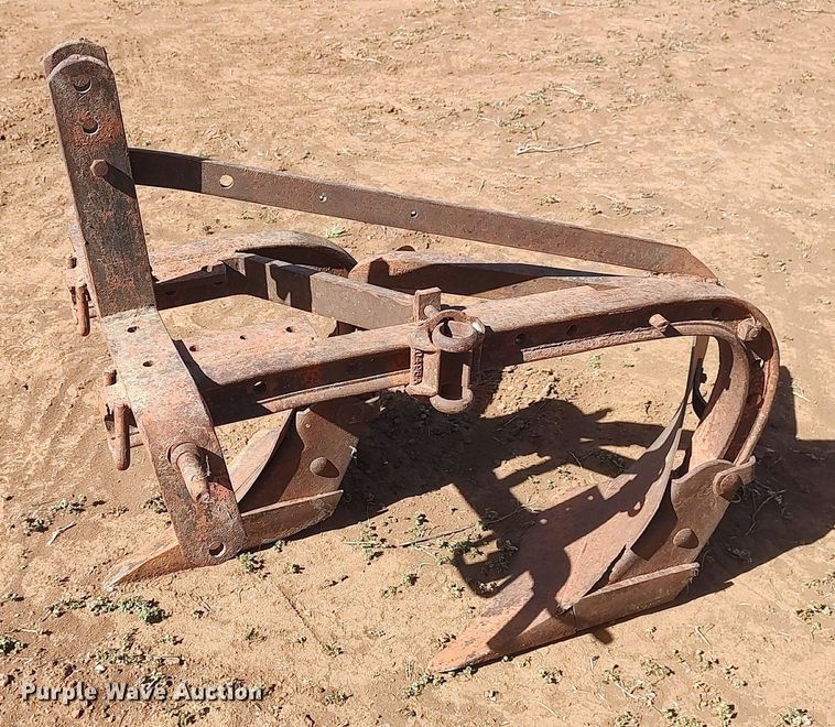 image for item LG9740 (5) pieces of ag equipment