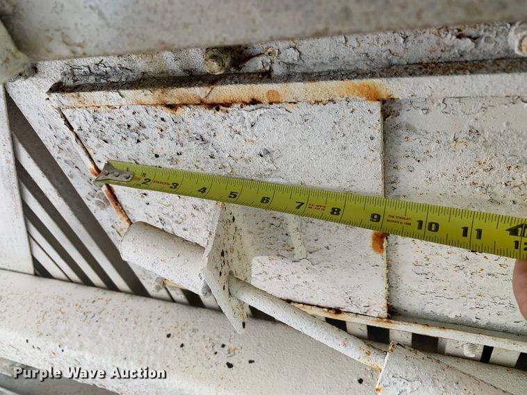 image for item LI9132 1974 Timpte  grain trailer