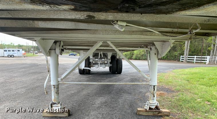 image for item LI9132 1974 Timpte  grain trailer