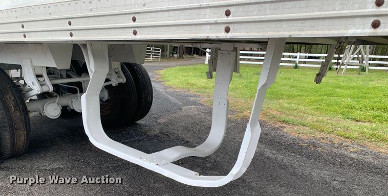image for item LI9132 1974 Timpte  grain trailer