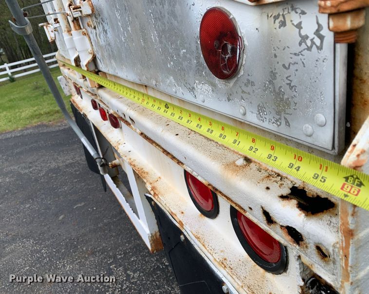 image for item LI9132 1974 Timpte  grain trailer