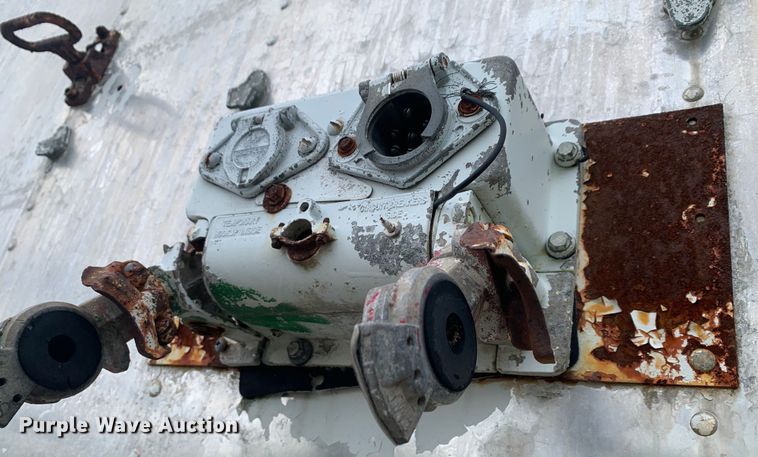 image for item LI9132 1974 Timpte  grain trailer