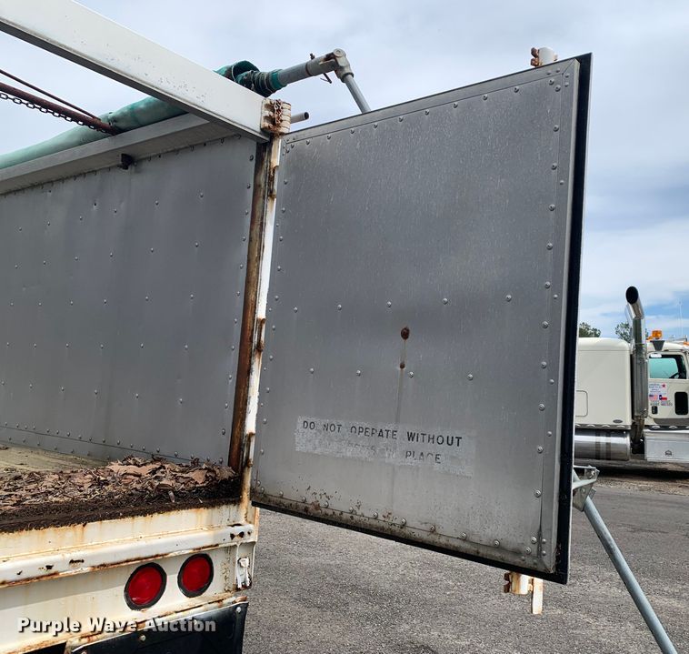 image for item LI9132 1974 Timpte  grain trailer