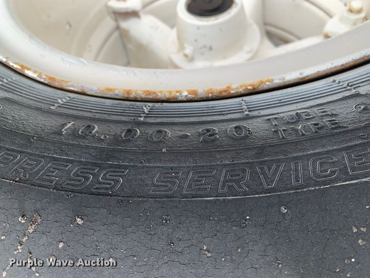 image for item LI9132 1974 Timpte  grain trailer