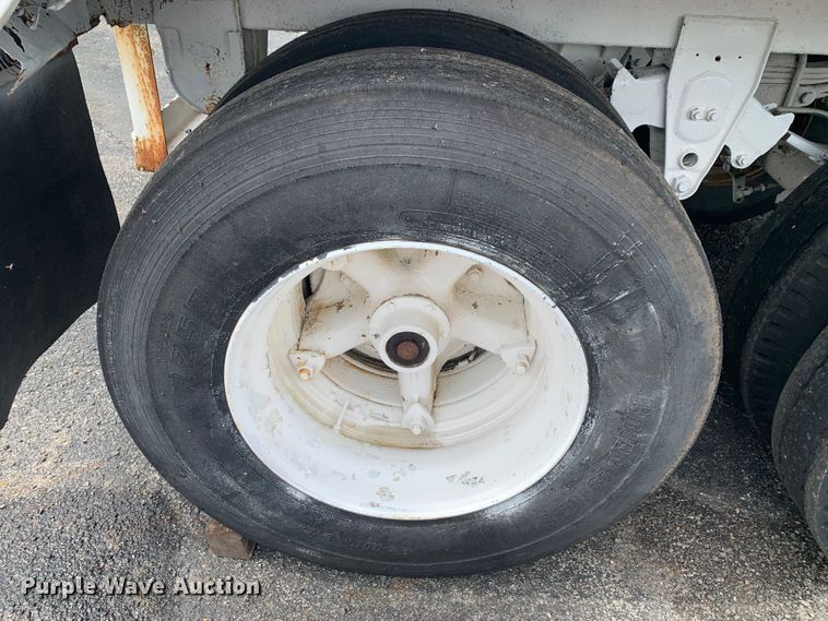 image for item LI9132 1974 Timpte  grain trailer