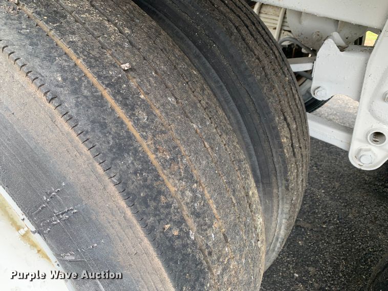 image for item LI9132 1974 Timpte  grain trailer