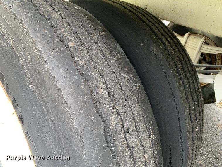 image for item LI9132 1974 Timpte  grain trailer