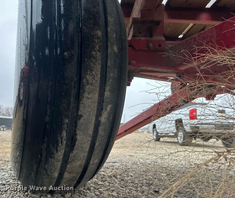 image for item LN9302 Westendorf WW-2012  hay wagon