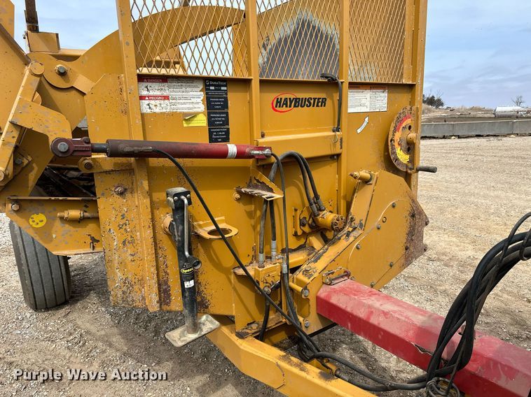 image for item LN9319 HayBuster 2650  bale processor